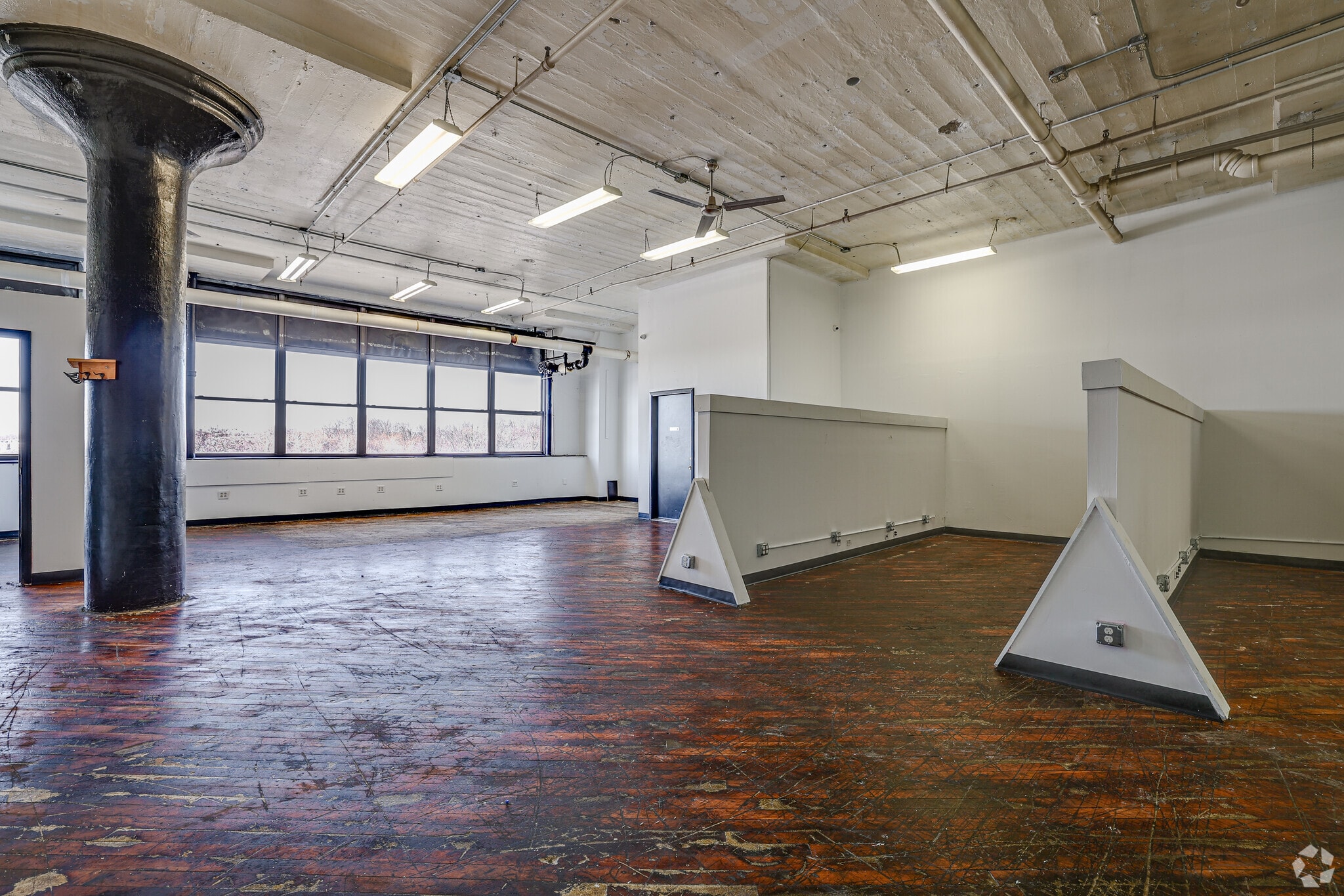 5070-5080 Parkside Ave, Philadelphia, PA à louer Photo intérieure– Image 1 sur 2