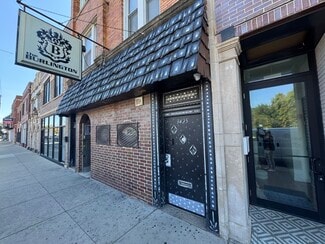 Plus de détails pour 3425 W Fullerton Ave, Chicago, IL - Local commercial à vendre