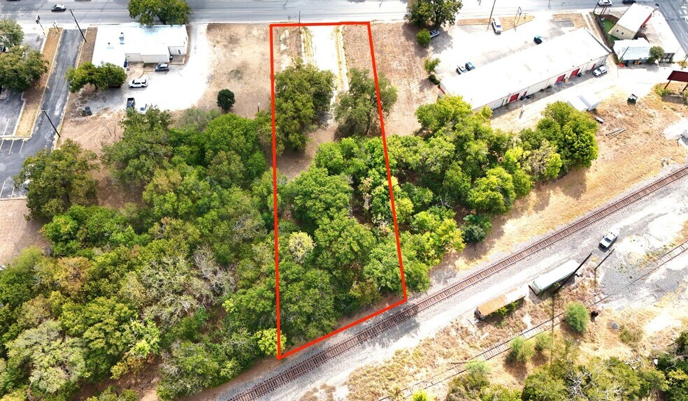 209 Cheatham Street, San Marcos, TX à vendre - Photo de l’immeuble – Image 2 sur 6