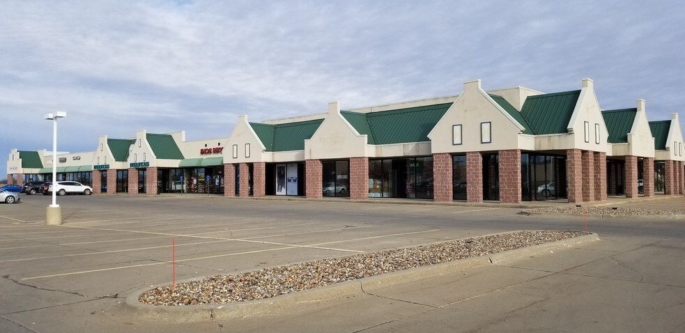 1514-1598 Washington St, Pella, IA à vendre - Photo de l’immeuble – Image 3 sur 4
