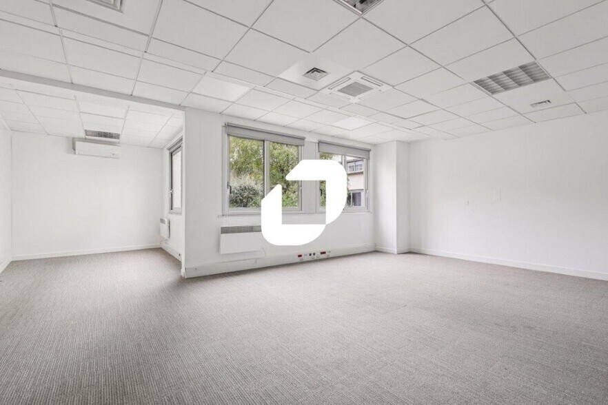 17-21 Rue Letellier, Paris à louer - Photo de l’immeuble – Image 3 sur 15