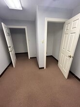 13700-13702 Village Mill Dr, Midlothian, VA à louer Photo intérieure– Image 1 sur 3