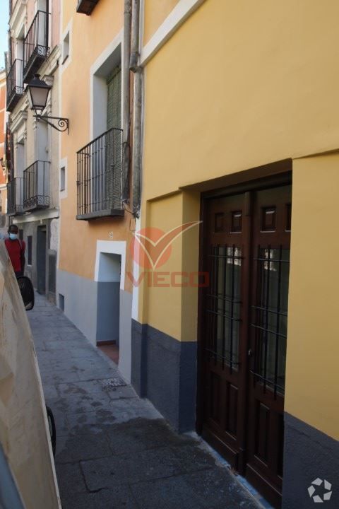 Local commercial dans Cuenca, Cuenca à louer Photo intérieure– Image 1 sur 2