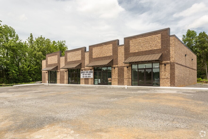 2220 N Jackson St, Tullahoma, TN à vendre - Photo de l’immeuble – Image 2 sur 2