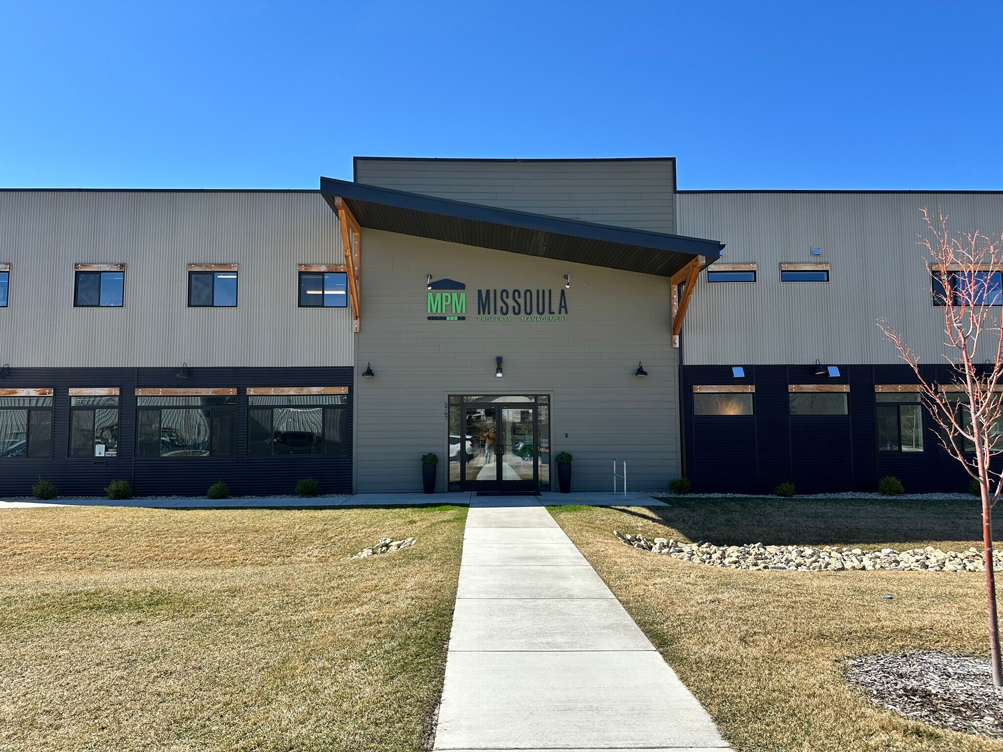 5767 W Harrier Dr, Missoula, MT à louer Photo principale– Image 1 sur 8