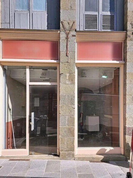 Local commercial dans Rennes à louer - Photo de l’immeuble – Image 2 sur 7