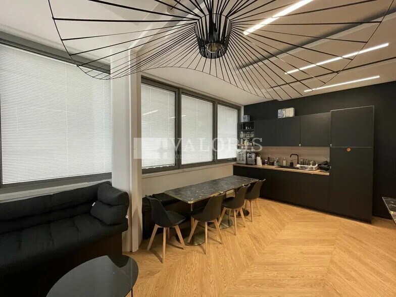 Bureau dans Lyon à louer - Photo de l’immeuble – Image 2 sur 22