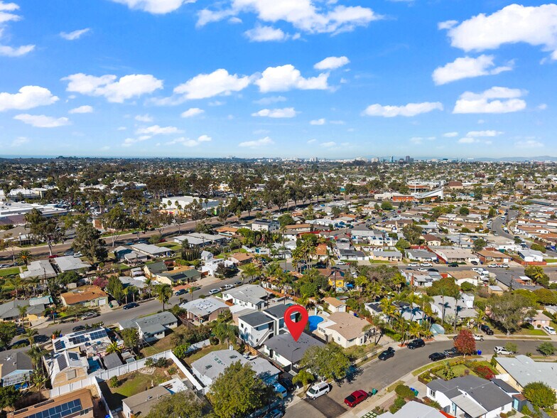4286 Samoset Ave, San Diego, CA à vendre - Photo de l’immeuble – Image 3 sur 57