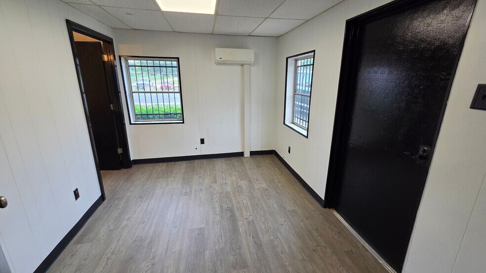4038 Hartley St, Charlotte, NC à louer - Photo de l’immeuble – Image 2 sur 13