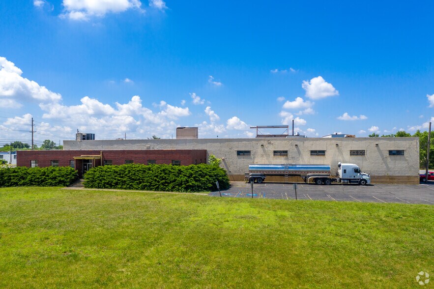1615 Suckle Hwy, Pennsauken, NJ à louer - Photo de l’immeuble – Image 2 sur 7