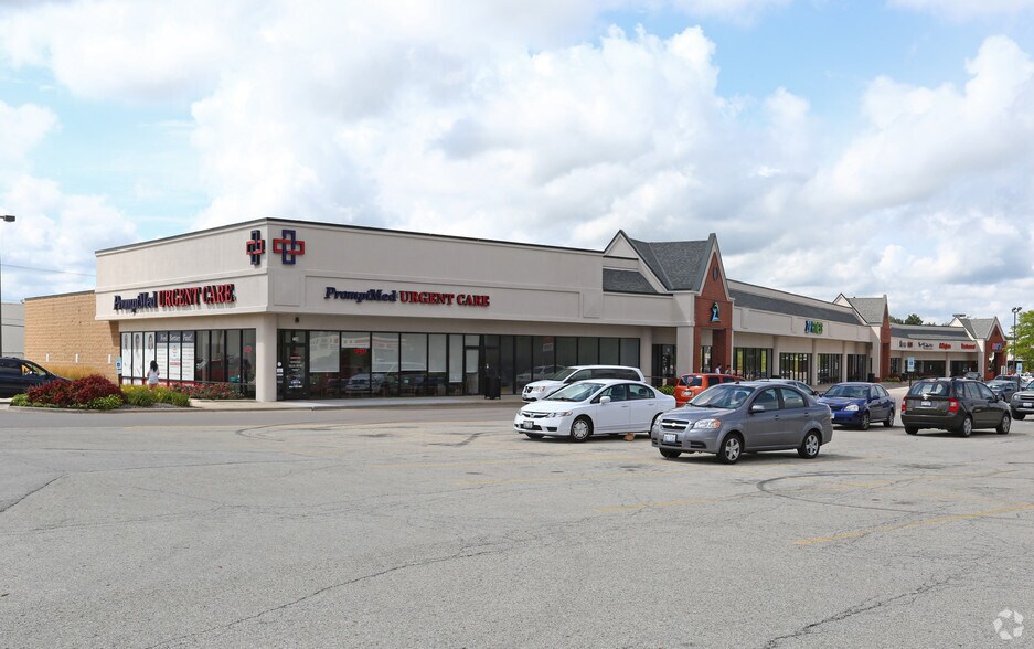 724-940 N Green Bay Rd, Waukegan, IL à louer - Photo de l’immeuble – Image 1 sur 4