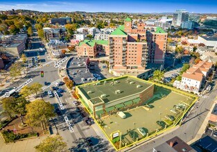 465 Cambridge St, Allston, MA à louer Photo intérieure– Image 1 sur 9