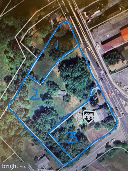 1500 E Philadelphia Ave, Gilbertsville, PA à vendre - Photo de l’immeuble – Image 2 sur 6