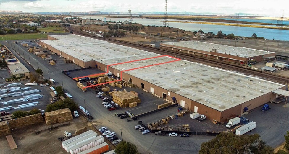 2100-2300 Wilbur Ln, Antioch, CA à louer - Photo de l’immeuble – Image 3 sur 14