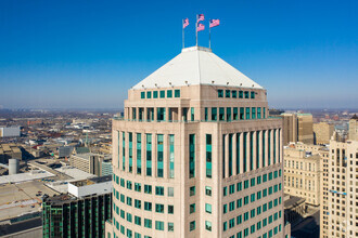 150 W Jefferson Ave, Detroit, MI - VUE AÉRIENNE  vue de carte - Image1