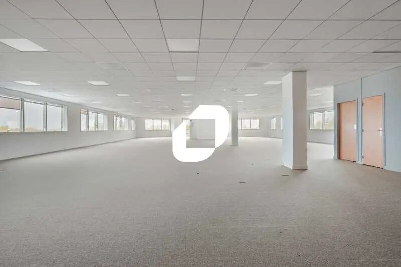 Bureau dans Villepinte à louer Photo de l’immeuble– Image 1 sur 14