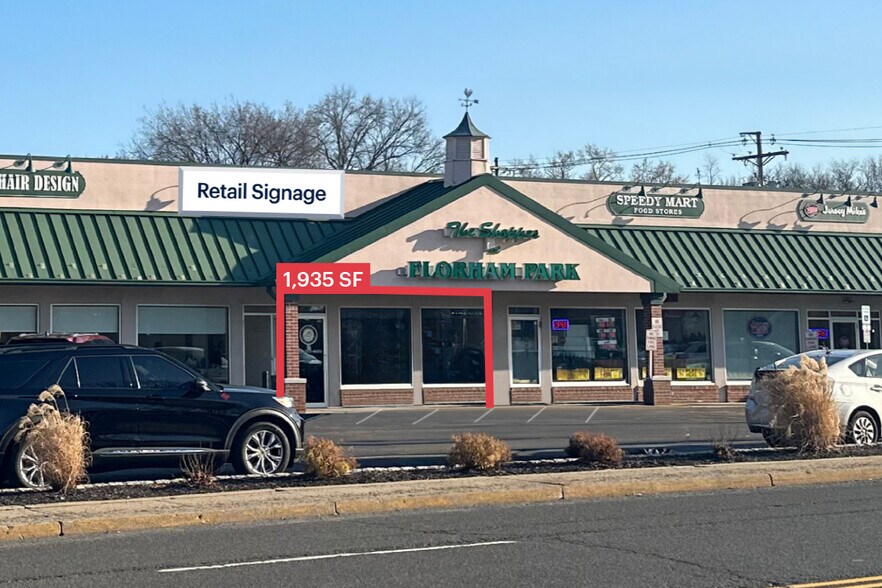 182 Ridgedale Ave, Florham Park, NJ à louer - Photo de l’immeuble – Image 2 sur 4