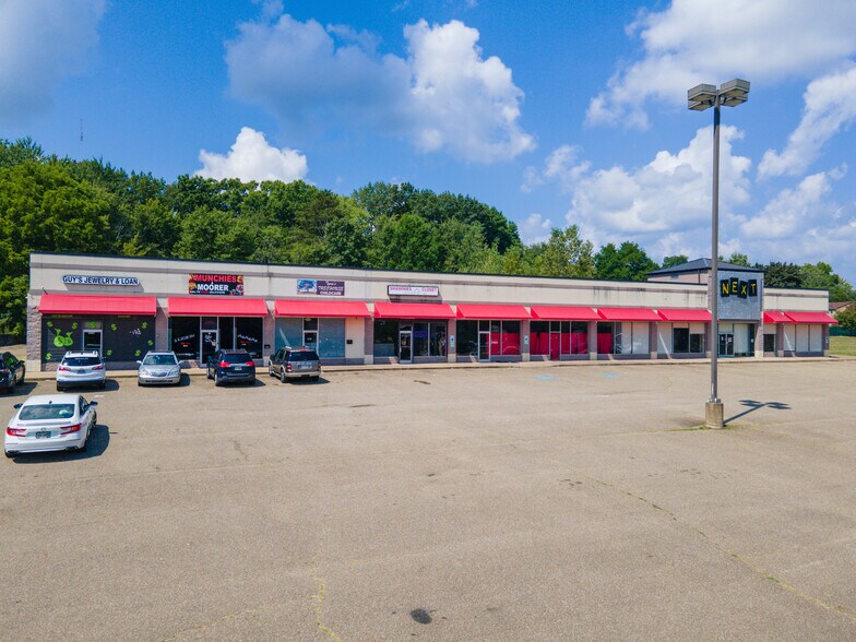 2052-2070 Romig Rd, Akron, OH à vendre - Photo de l’immeuble – Image 2 sur 71