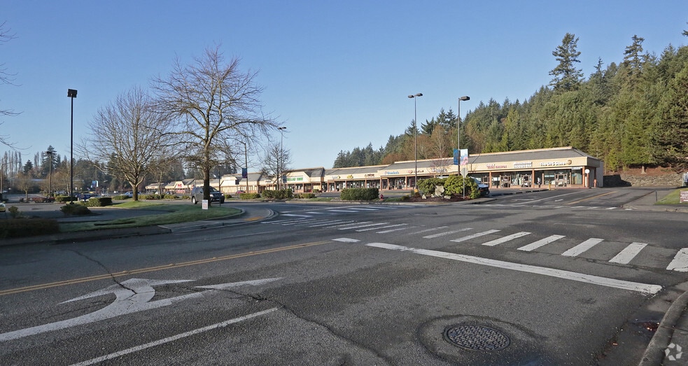 19475 7th Ave NE, Poulsbo, WA à louer - Photo principale – Image 2 sur 35