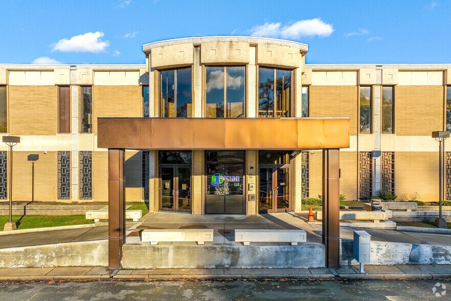 2500 Turner Rd, Richmond, VA à vendre - Photo de l’immeuble – Image 3 sur 16