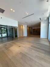 6879-6899 Collins Ave, Miami Beach, Miami Beach, FL à louer Photo intérieure– Image 2 sur 5