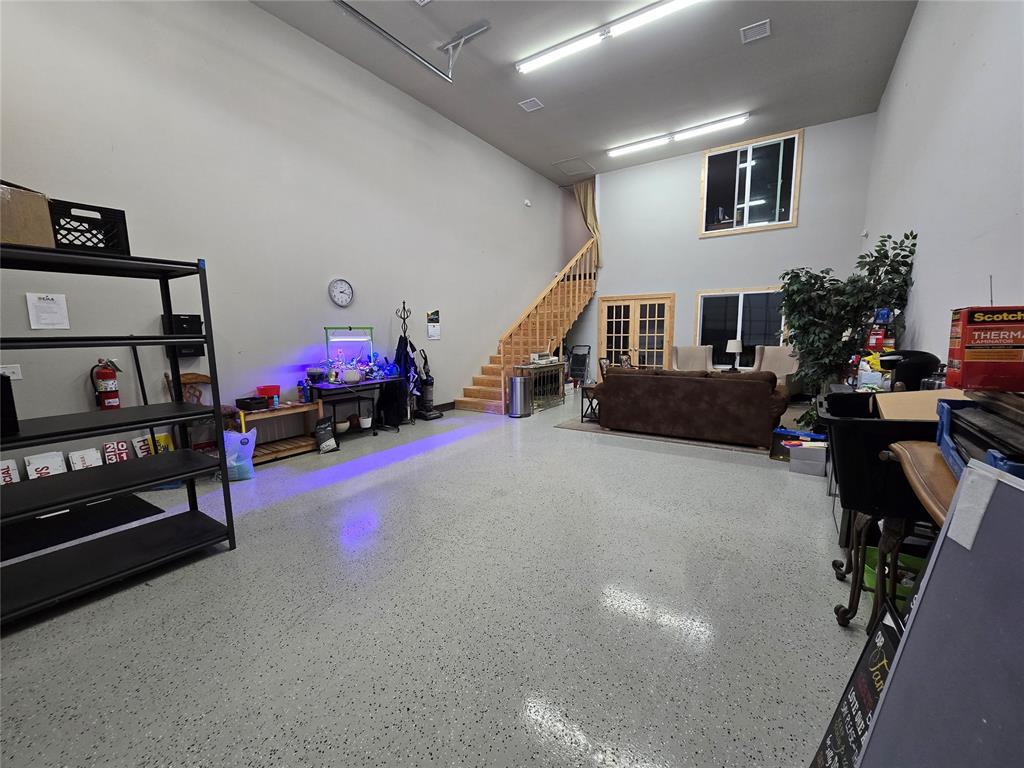 308 W State Highway 152, Mustang, OK 73064 - Lot 210 -  - Photo intérieure - Image 1 of 14