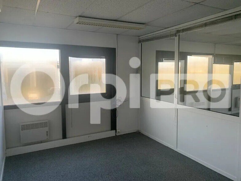 Bureau dans Mérignac à louer - Photo de l’immeuble – Image 3 sur 6