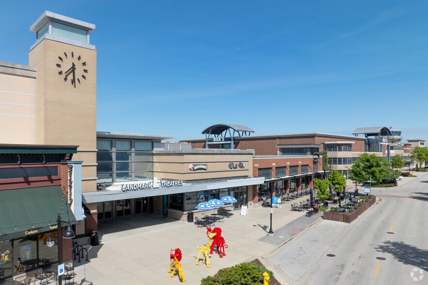 1850 Tower Dr, Glenview, IL à vendre - Photo principale – Image 1 sur 6