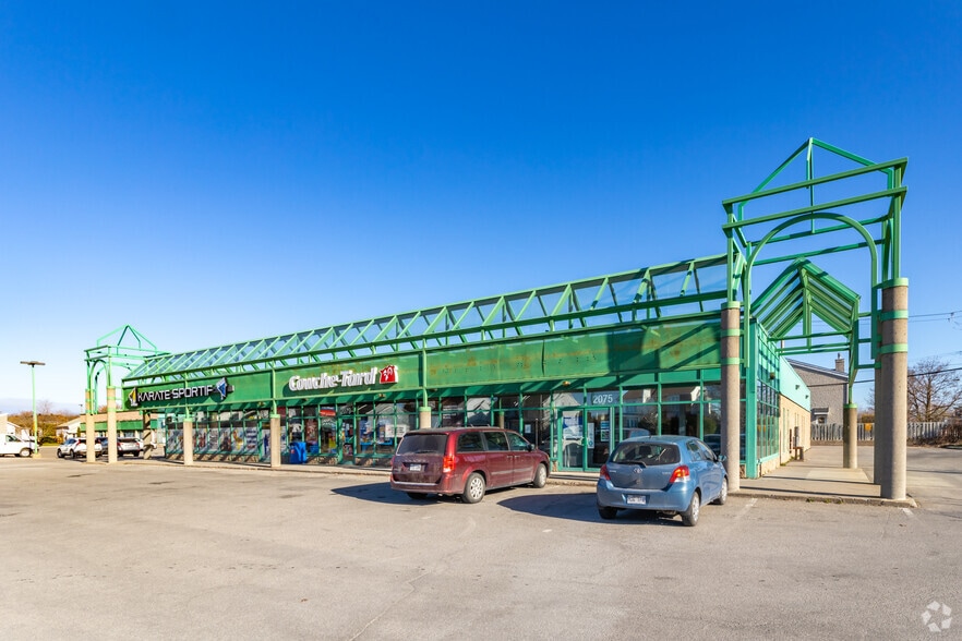 2075-2155 Boul Des Seigneurs, Terrebonne, QC à louer - Photo principale – Image 1 sur 6