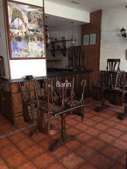 Local commercial dans Córdoba, Córdoba à vendre - Photo de l’immeuble – Image 2 sur 8