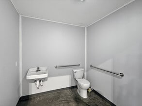 606 Stagecoach Rd, Grinnell, IA à vendre Photo intérieure– Image 1 sur 10