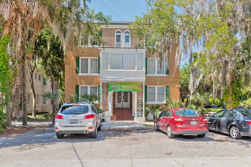 124 Live Oak Ave, Daytona Beach, FL à vendre - Photo principale – Image 1 sur 55