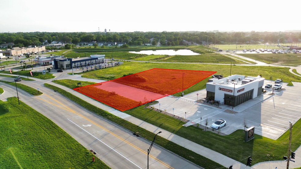 360 NE Gateway Dr, Grimes, IA à louer - Photo de l’immeuble – Image 2 sur 4