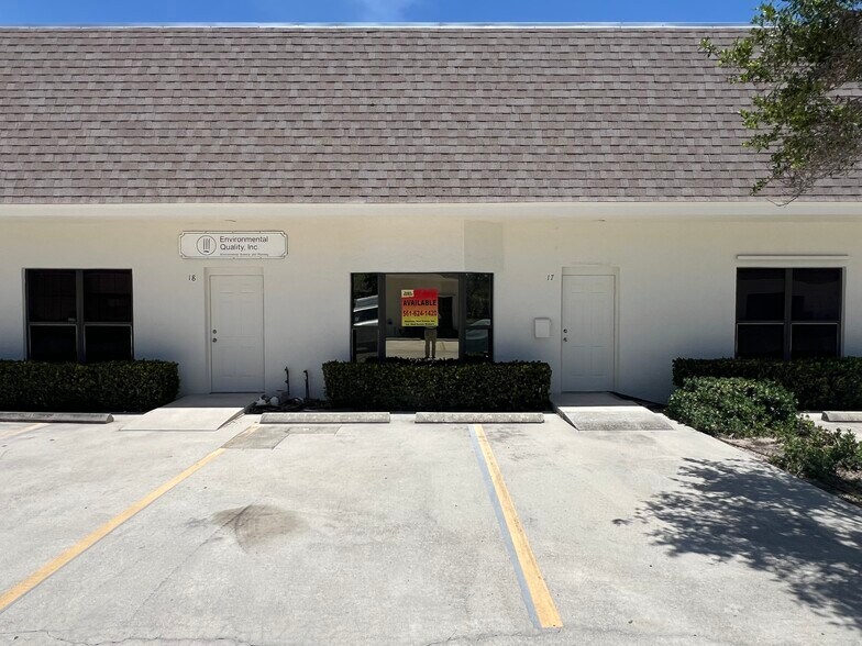 212 N U.S. Hwy 1, Tequesta, FL à vendre - Photo de l’immeuble – Image 2 sur 10