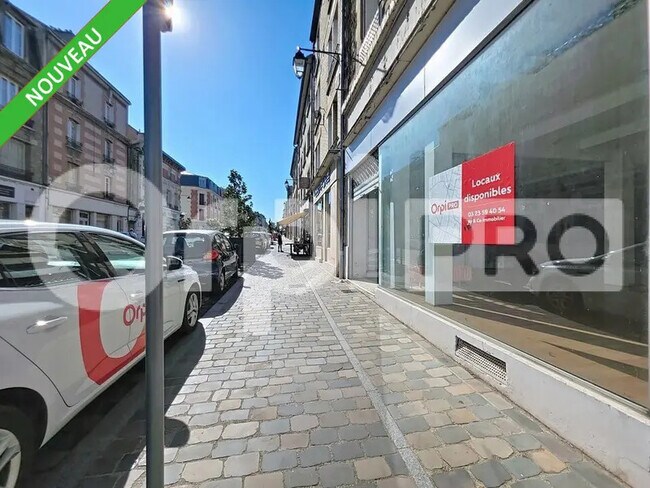 Plus de détails pour Local commercial à louer