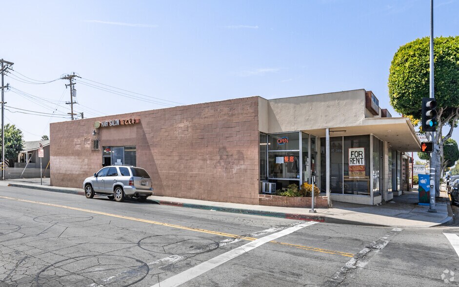 710-716 E Garvey Ave, Monterey Park, CA à louer - Photo de l’immeuble – Image 3 sur 14