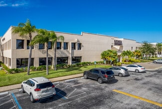 Plus de détails pour 16120 N Us Hwy 19, Clearwater, FL - Bureau à louer