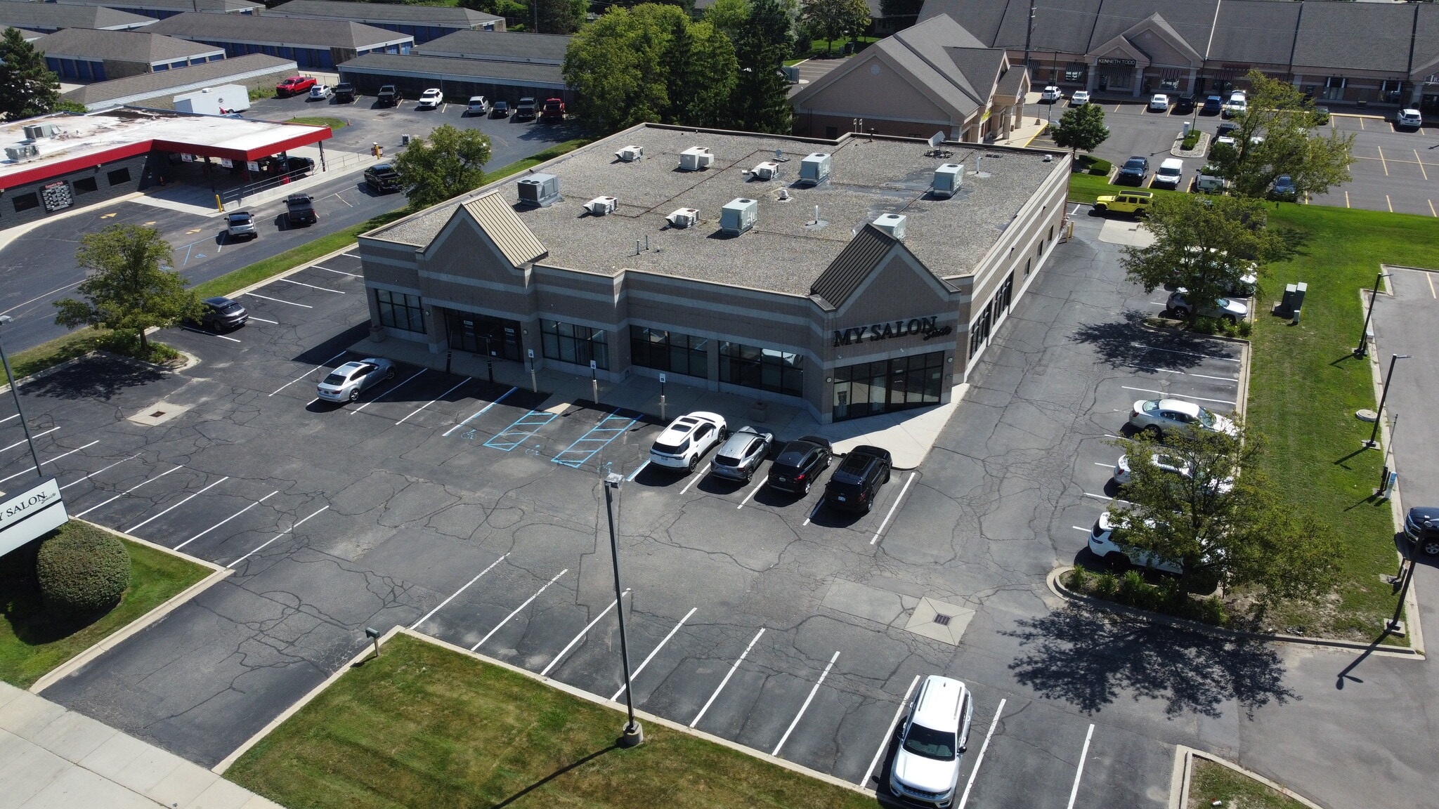 41140-41150 Garfield Rd, Clinton Township, MI à louer Photo intérieure– Image 1 sur 4