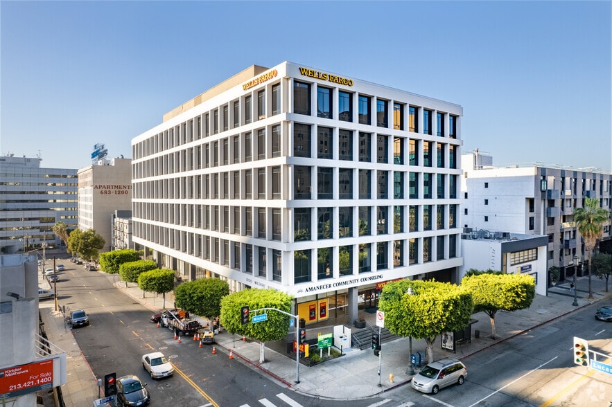 1200 Wilshire Blvd, Los Angeles, CA à louer - Photo principale – Image 1 sur 13
