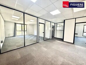 Bureau dans Aix-en-Provence à louer Photo intérieure– Image 2 sur 6