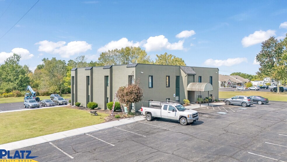 918 Youngstown Warren Rd, Niles, OH à vendre - Photo de l’immeuble – Image 2 sur 9