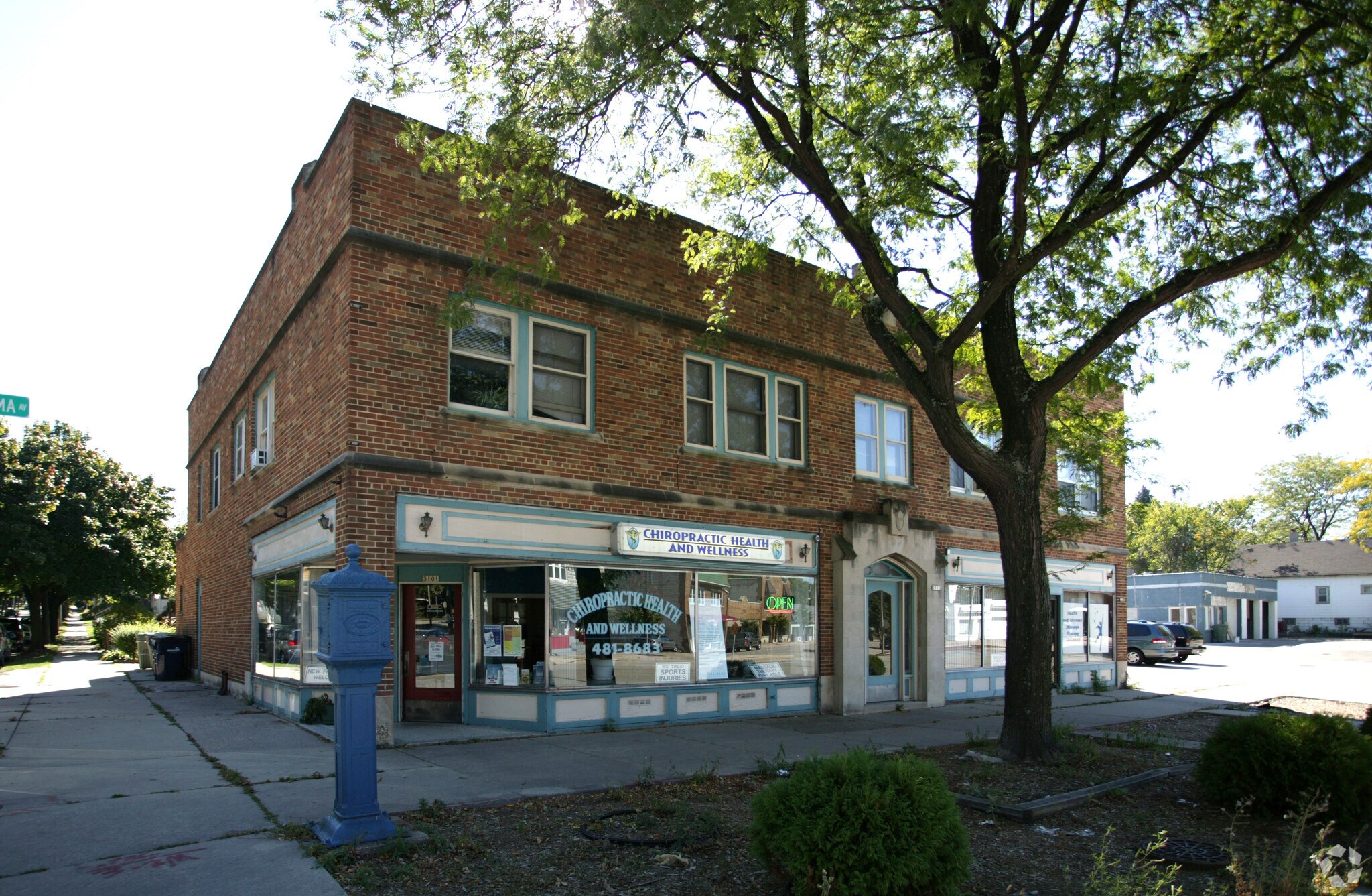 3101 S Delaware Ave, Milwaukee, WI à louer Photo principale– Image 1 sur 5