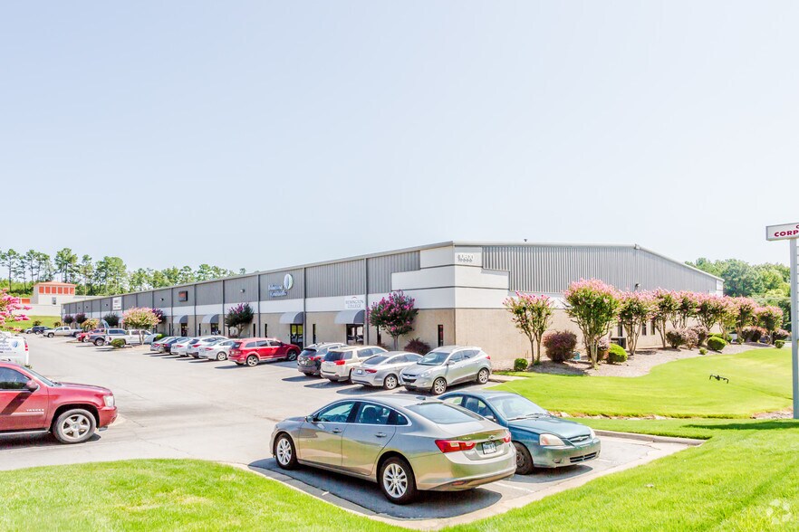 10600 Colonel Glenn Rd, Little Rock, AR à louer - Photo de l’immeuble – Image 2 sur 3