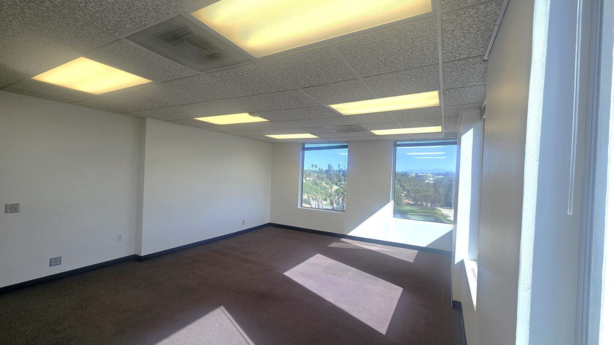 1440 N Harbor Blvd, Fullerton, CA à louer Plan de site– Image 1 sur 4