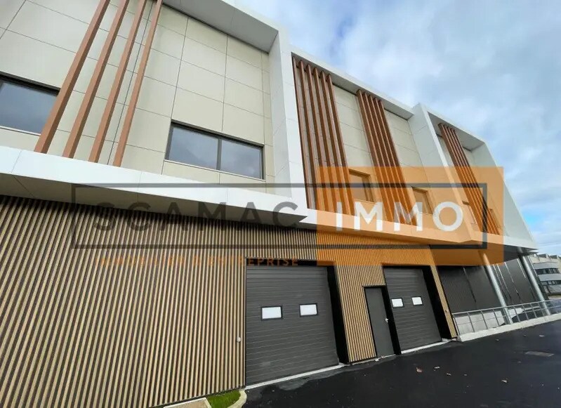 Industriel/Logistique dans Torcy à louer - Photo de l’immeuble – Image 3 sur 35