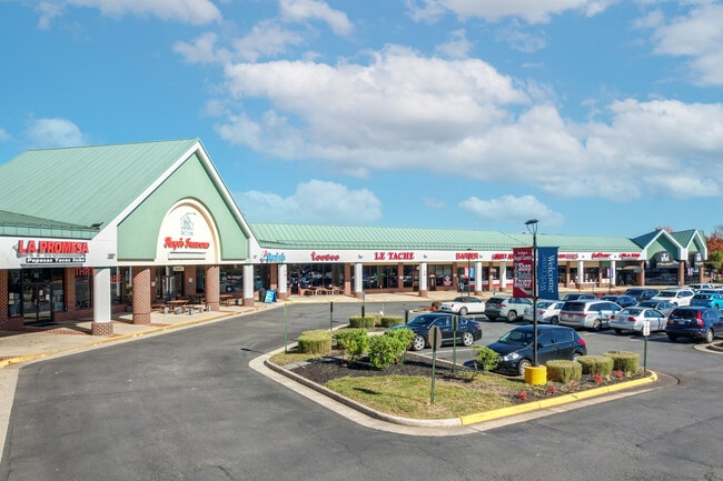 Plus de détails pour 20921-20955 Davenport Dr, Sterling, VA - Local commercial à louer