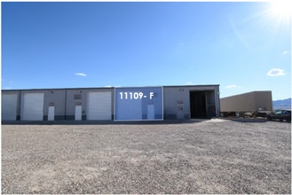 10893 Dyer St, El Paso, TX à louer Photo intérieure– Image 2 sur 12