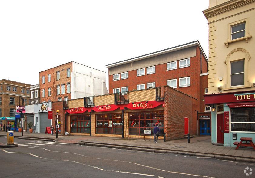 53-57 Essex Rd, Londres à louer - Photo de l’immeuble – Image 2 sur 2