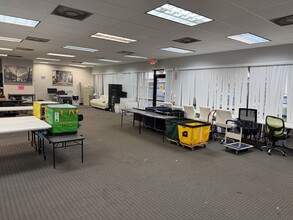 5400 S University Dr, Davie, FL à louer Photo intérieure– Image 2 sur 3