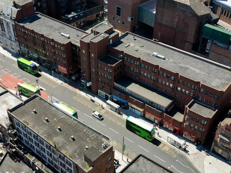 109-115 Vicar Ln, Leeds à louer - Photo de l’immeuble – Image 3 sur 7